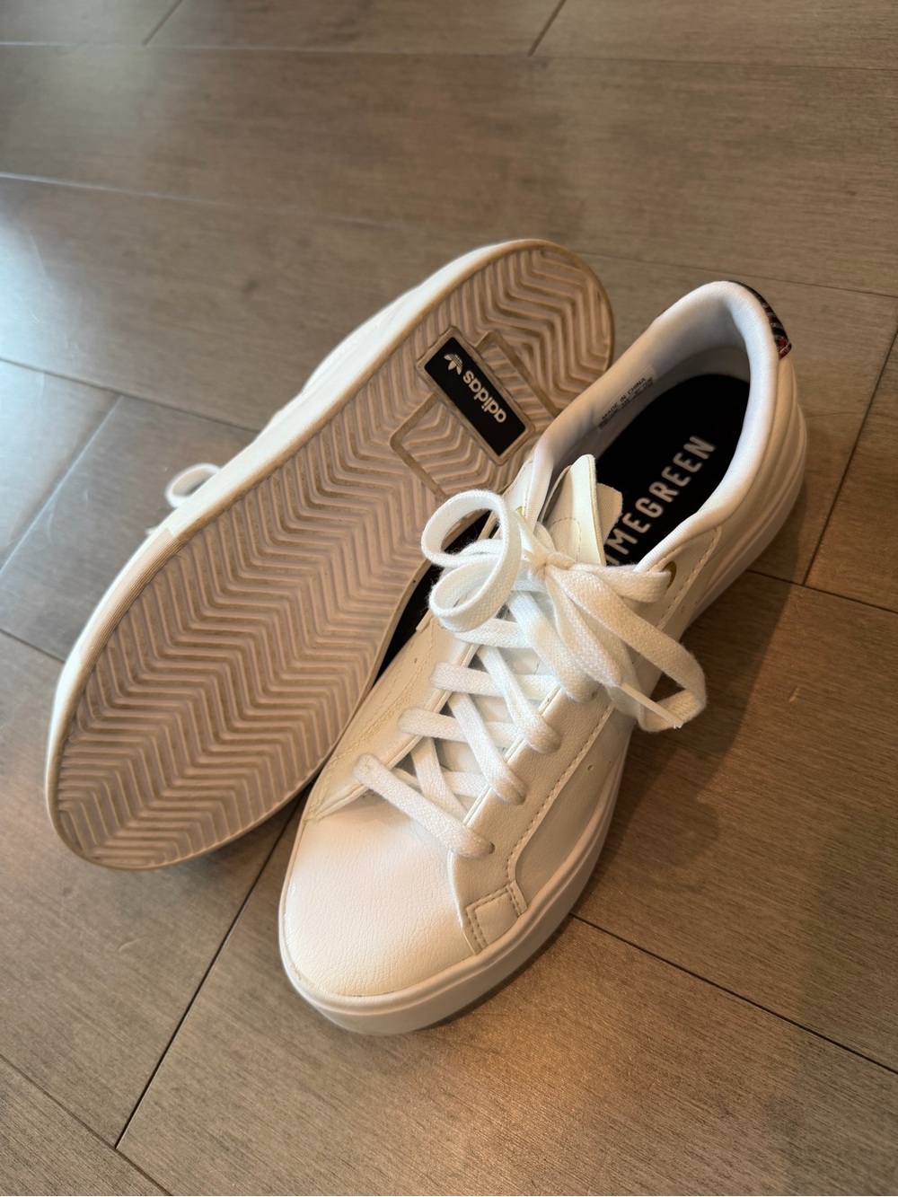 Adidas Originals White Sneakers with Plaid Detail on Back - Picture 5 of 5